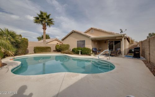 24614 37th Ln, Glendale AZ  85310-3368 exterior