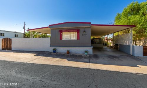 5387 Flying W St, Tucson, AZ 85713-4424