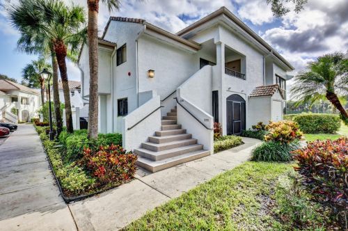15318 Strathearn Dr, Delray Beach FL  11702-2849 exterior