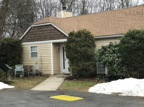 111 Hidden Ridge Dr, Monticello NY  12701-3071 exterior