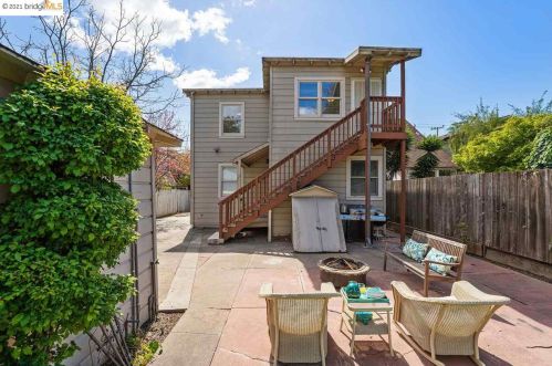 336 45 St, Oakland CA 94609-2025 exterior