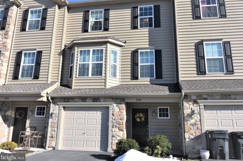1028 Yarn Ct, Centre, PA 19541-9404