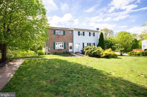 62 White Dogwood Dr, Etters, PA 17319-9569