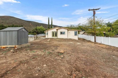 1323 Willowside Ter, Alpine CA  91901-1664 exterior