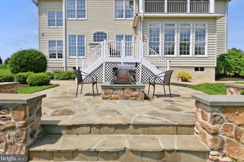 12760 Beebe Ct, Lovettsville VA  20180-2778 exterior