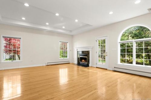 43 River St, New Canaan CT  06840-4232 exterior