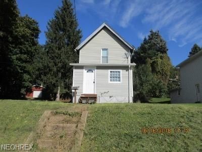 836 Oak Ave, Massillon OH  44646-6747 exterior