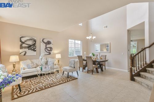 2570 Tampico Dr, West Pittsburg, CA 94565-7661