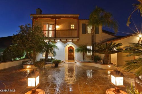 5391 Evening Sky Dr, Simi Valley CA  93063-5744 exterior