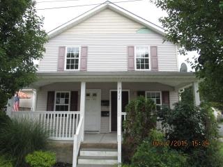 4121 Arctic Ave, Wildwood Crest, NJ 08260-1801