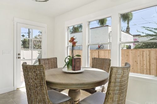 259 Loma Ave, Long Beach CA  90814-2744 exterior