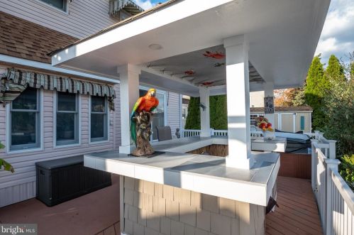 106 Moorage Ave, Berkeley Township NJ  08721-1879 exterior