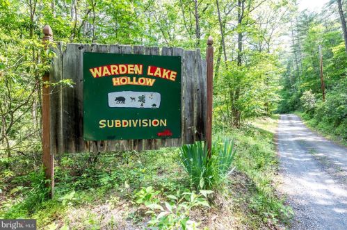 911 Warden Lake Holw, Wardensville, WV 26851