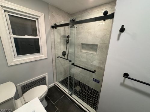 457 3rd Ave, Newark NJ  07107-1230 exterior