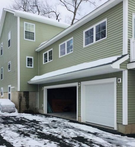 85 Dudley Town Rd, Windsor CT 06095-2636 exterior