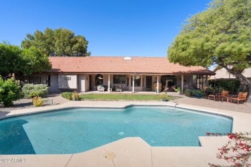 15811 60th Way, Scottsdale AZ  85254-6529 exterior