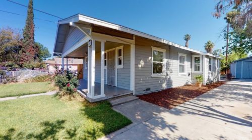 682 Olive St, San Bernardino CA  92410-2840 exterior