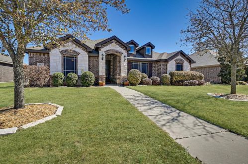 3060 Carlton Pkwy, Waxahachie, TX 75165-6005