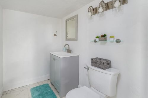 3710 3rd Ave, Beaver Falls PA  15010-1902 exterior