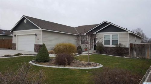 710 Tanglewood Dr, Richland, WA 99352-4087