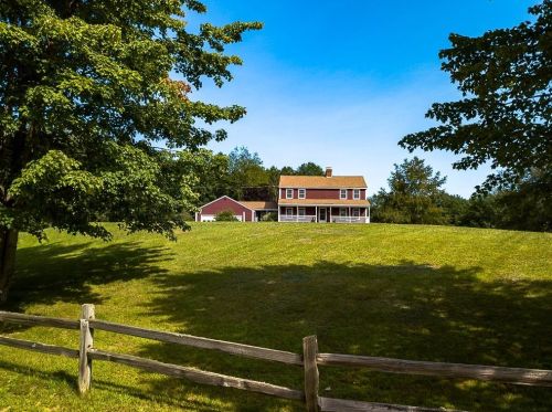 56 Bryant Rd, Belmont NH  03220-3626 exterior