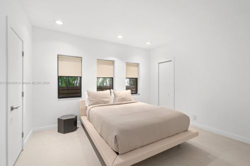 3051 35 St, Hollywood FL 33021-2627 exterior