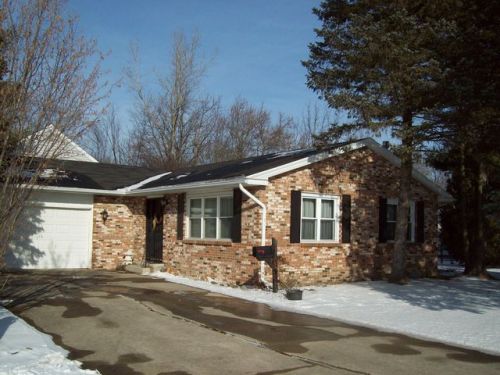 6541 Oakbrook Dr, Whitehouse, OH 43571-9442