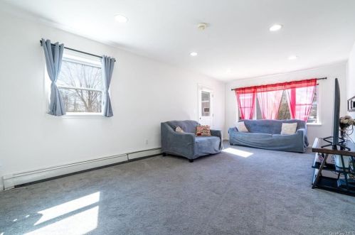 70 South St, Patterson NY  12563-3104 exterior