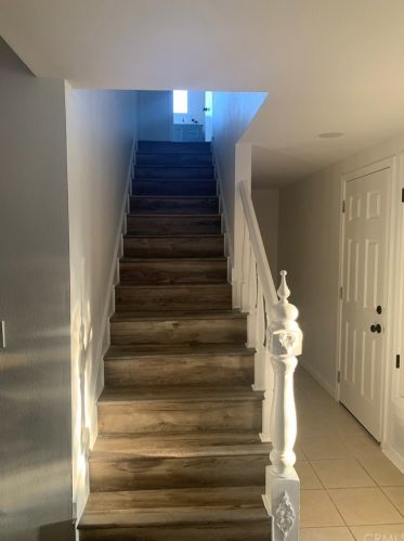 1884 Belhaven Ave, Simi Valley, CA 93063-3953