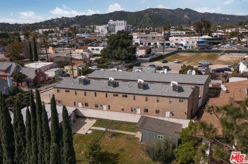 327 Madison Way, Glendale CA  91205-3325 exterior