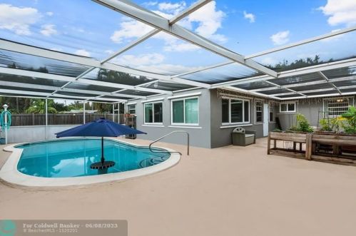 1116 31st Ave, Hollywood FL  33021-5507 exterior