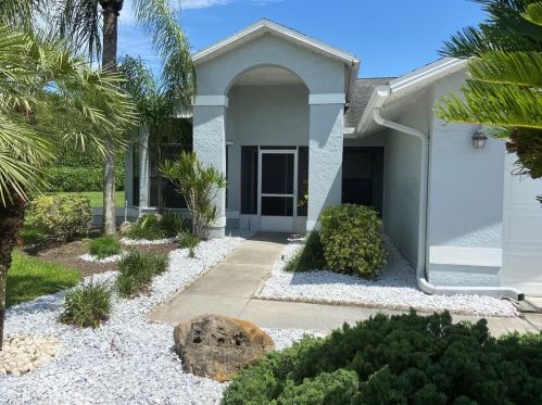 10153 Stern Cir, Naples, FL 34109-1596