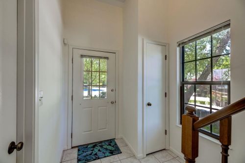 15 Millstone Ct, Newport, KY 41076-1861