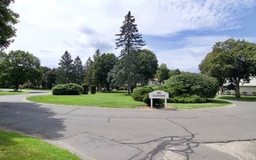 90 Plantation Dr, Agawam MA  01001-3225 exterior