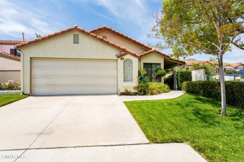 807 Links View Dr, Simi Valley, CA 93065-6655