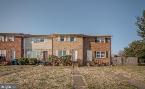 20 Coventry Ct, Fredericksburg VA  22405-2759 exterior