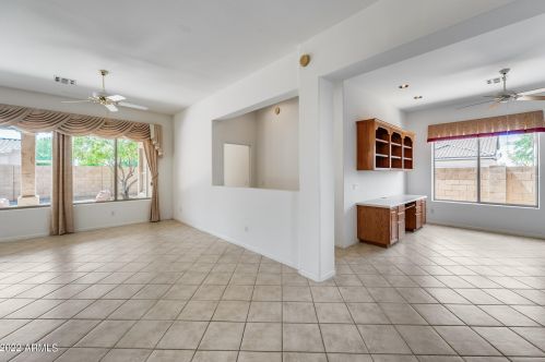 4805 Michigan Ave, Scottsdale, AZ 85254-7594