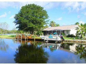 5025 Prices Pt, Homosassa, FL 34448-3741