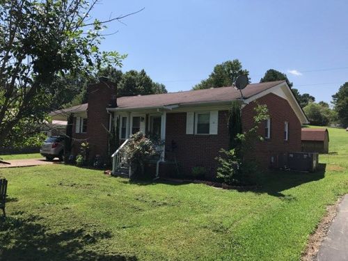 153 Magnolia St, Camden, TN 38320-1293