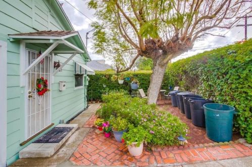 2369 Vancouver Ave, San Diego CA 92104-4841 exterior