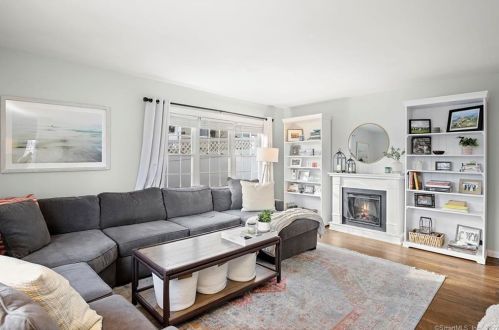 93 Shadow Ridge Rd, Stamford, CT 06905-1812