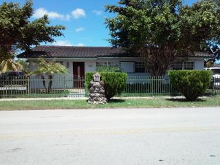 401 104th Ave, Miami, FL 33174-1777