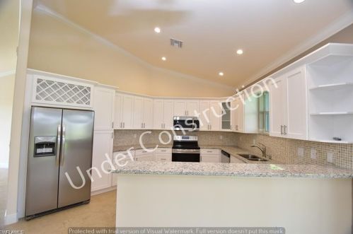 2852 28th Ave, Naples, FL 34117-8860