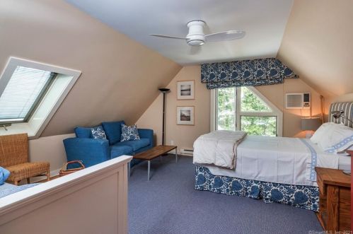 80 Ingham Hill Rd, Essex CT  06426-1507 exterior