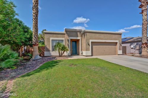 15240 Country Gables Dr, Sun City, AZ 85379-7024