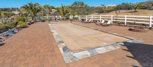 550 Old Stagecoach Run, Alpine CA  91901-1478 exterior