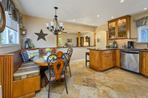 7943 La Mona Cir, Buena Park, CA 90620-2336