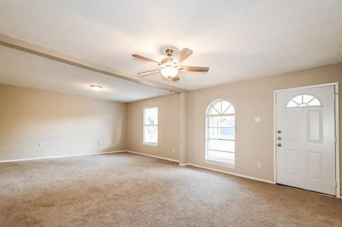 122 Cooper St, Cedar Hill TX  75104-2776 exterior