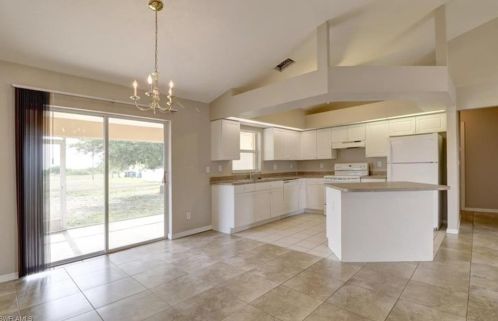 1822 6 Ave, Cape Coral FL  33909-9215 exterior
