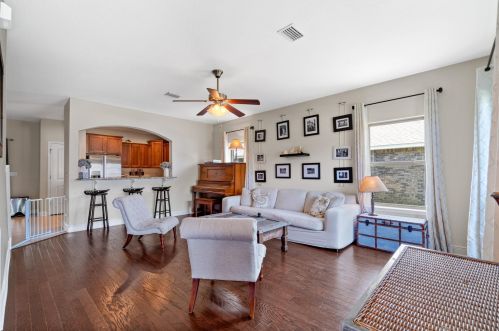 290 Dickens Dr, Freeport FL  32439-2298 exterior